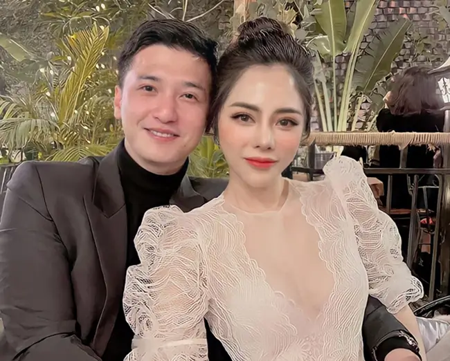 Huỳnh Anh và bạn gái MC Bạch Lan Phương